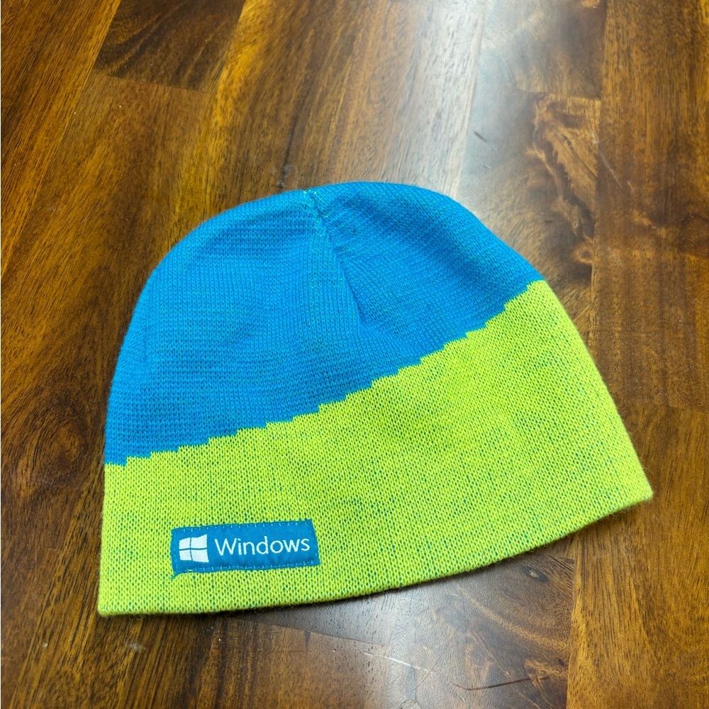 Y2K windows beanie